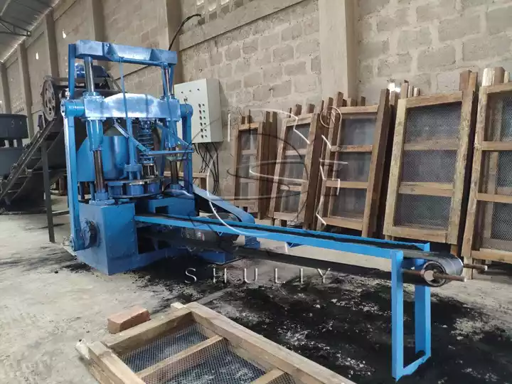 Coal Briquettes Forming Machine